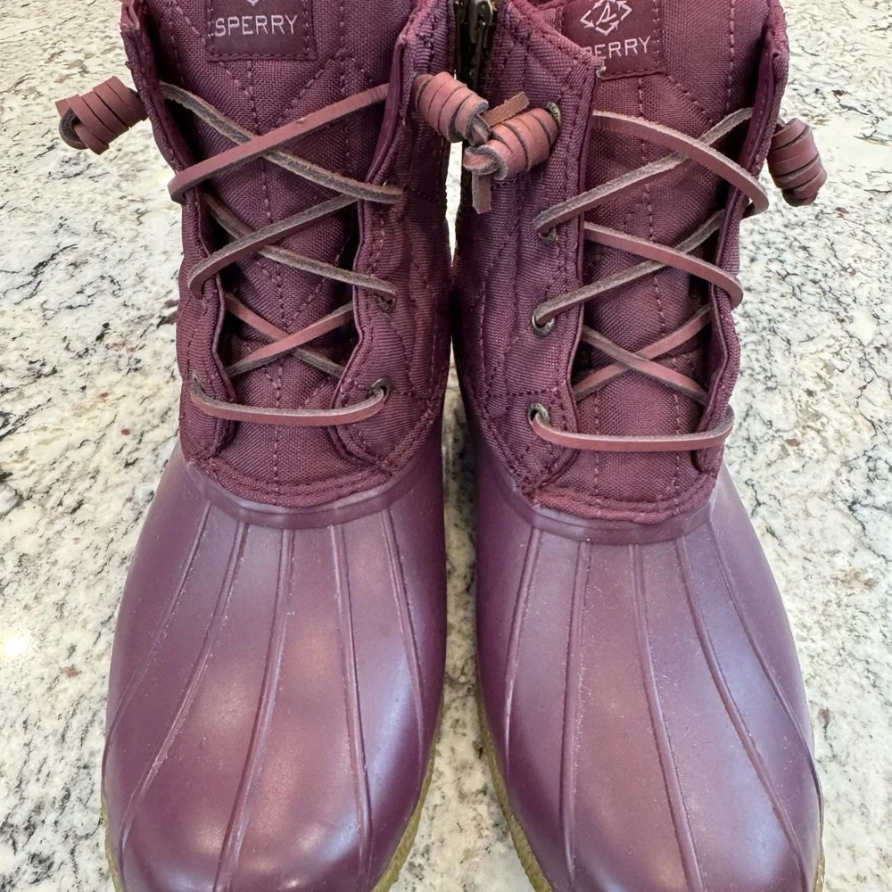 Sperry Waterproof Duck Boots Burgundy Size 10